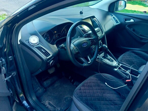 2015 Ford Focus III Рестайлинг, чёрный, 950000 рублей - вид 6