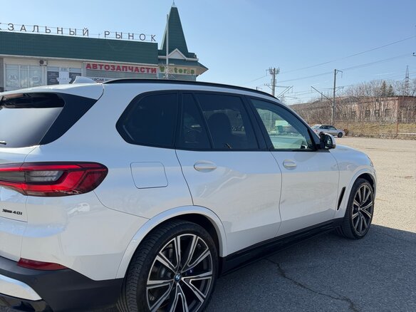 2019 BMW X5 40i IV (G05/G18), белый, 6250000 рублей - вид 10