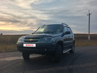 2018 Chevrolet Niva I Рестайлинг, серый, 780000 рублей, вид 3