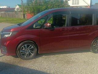 2018 Honda Stepwgn Spada V Рестайлинг, красный, 2290000 рублей, вид 1