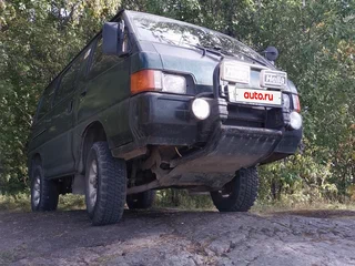 1993 Mitsubishi Delica III, зелёный, 850000 рублей, вид 5