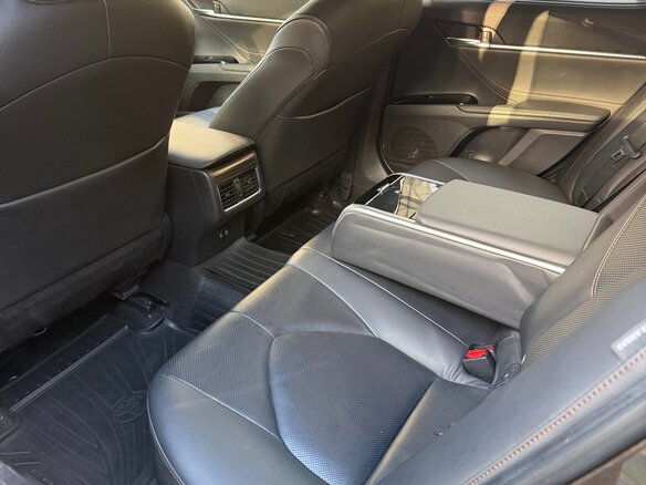 2019 Toyota Camry VIII (XV70), коричневый, 2450000 рублей - вид 5
