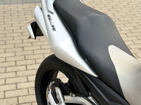 2007 Suzuki GSR 600, серый, 500000 рублей, вид 3