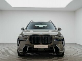 2026 BMW X7 40i I (G07) Рестайлинг, зелёный, 16840000 рублей, вид 4