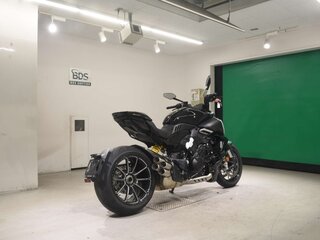 2023 Ducati Diavel V4, чёрный, 1890000 рублей, вид 5