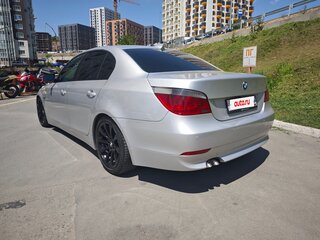 2003 BMW 5 серии 530d V (E60/E61), серебристый, 1300000 рублей, вид 5