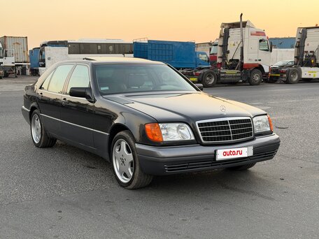 1993 Mercedes-Benz S-Класс 500 III (W140), чёрный, 3300000 рублей, вид 4