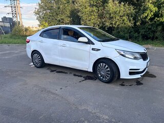 2016 Kia Rio III Рестайлинг, белый, 409000 рублей, вид 5