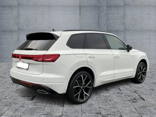 2025 Volkswagen Touareg III Рестайлинг, белый, 14620000 рублей, вид 4