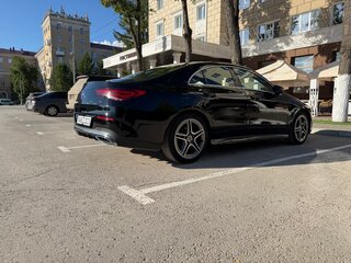 2020 Mercedes-Benz CLA 180 II (C118, X118), чёрный, 2850000 рублей, вид 4