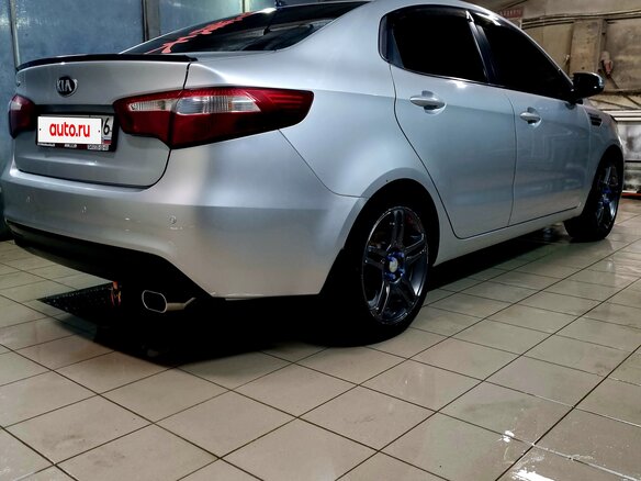 2013 Kia Rio 4-speed III, серый, 650000 рублей - вид 14