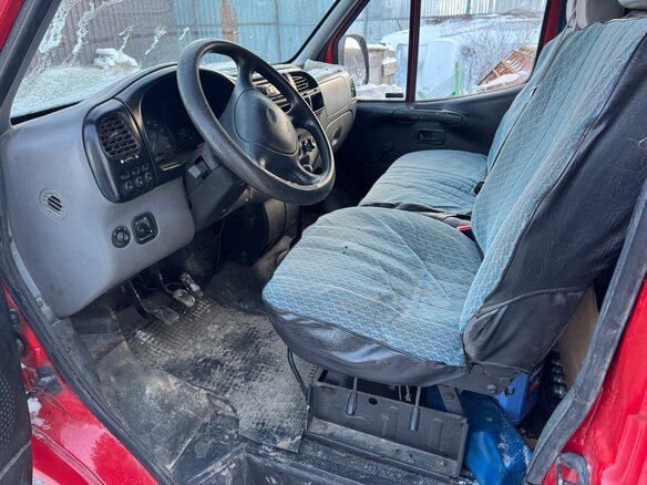 1995 Ford Transit, красный, 500000 рублей - вид 10