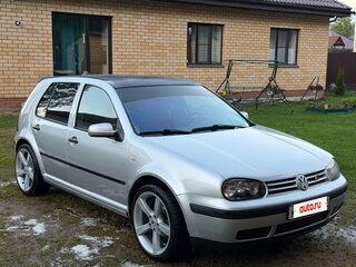 2001 Volkswagen Golf IV, серебристый, 580000 рублей, вид 3
