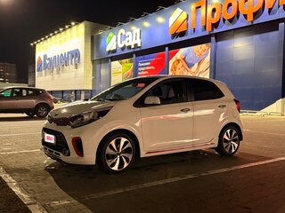 2019 Kia Picanto GT Line III, белый, 1597000 рублей, вид 4