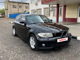 2005 BMW 1 серии 118i I (E81/E82/E87/E88), чёрный, 700000 рублей, вид 5