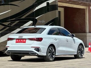 2023 Audi A3 35 TFSI IV (8Y), белый, 1540000 рублей, вид 4
