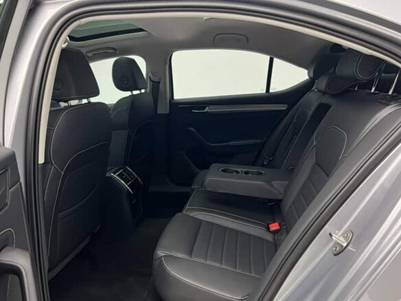 2024 Skoda Superb III Рестайлинг, серебристый, 2300888 рублей - вид 12