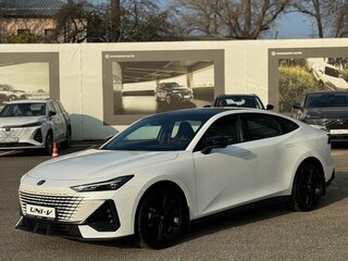 2025 Changan UNI-V I, белый, 3429900 рублей, вид 2