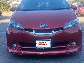 2011 Toyota Wish II, красный, 1490000 рублей, вид 2