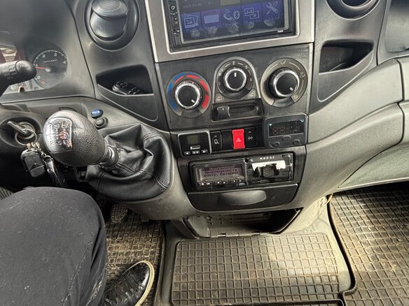 2013 Iveco Daily, белый, 710000 рублей - вид 4
