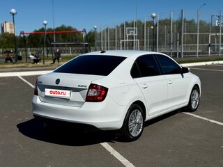 2017 Skoda Rapid I Рестайлинг, белый, 1150000 рублей, вид 5