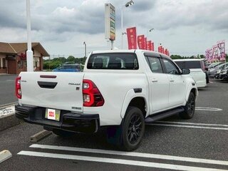 2023 Toyota Hilux VIII Рестайлинг 2, белый, 3425001 рублей, вид 5