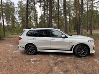 2020 BMW X7 M50d I (G07), белый, 10200000 рублей, вид 3