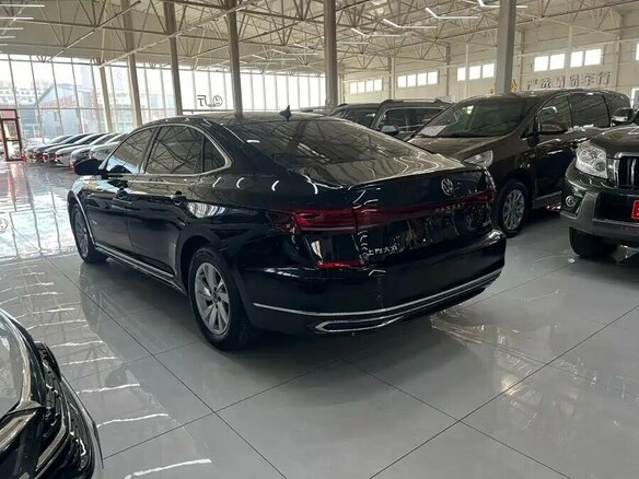 2023 Volkswagen Passat B8 Рестайлинг, чёрный, 1550333 рублей - вид 6