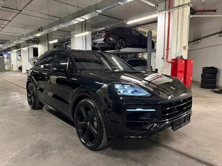 2026 Porsche Cayenne III Рестайлинг, чёрный, 21475000 рублей, вид 1