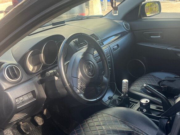 2006 Mazda 3 I (BK) Рестайлинг, чёрный, 380000 рублей - вид 7