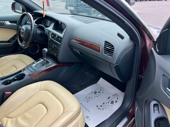 2008 Audi A4 IV (B8), красный - вид 12