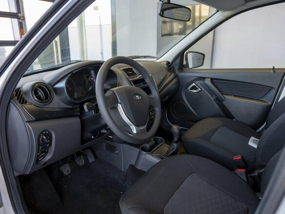 2026 Lada (ВАЗ) Granta I Рестайлинг, белый, 1800000 рублей - вид 13