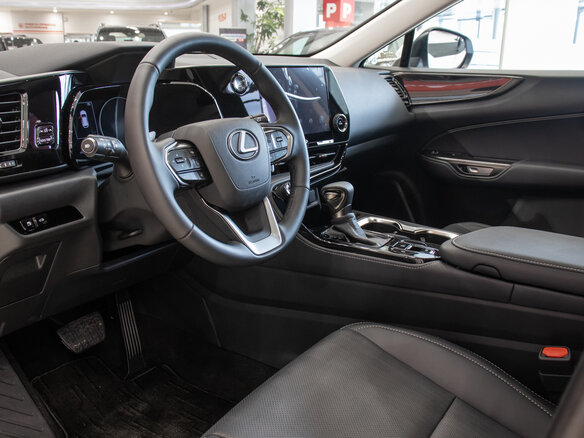 2025 Lexus NX 200 II, белый, 6490000 рублей - вид 15