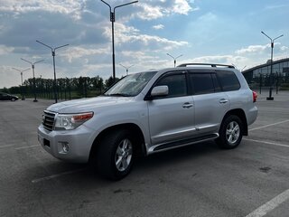 2010 Toyota Land Cruiser 200 Series, серебристый, 2990000 рублей, вид 3