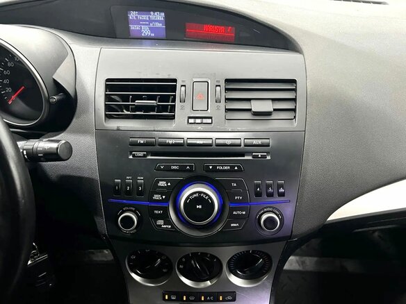 2010 Mazda 3 II (BL), красный, 890000 рублей - вид 14