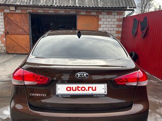 2018 Kia Cerato III Рестайлинг (Classic), коричневый, 1300000 рублей, вид 3