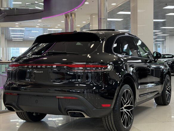 2025 Porsche Macan I Рестайлинг 2, чёрный, 11495000 рублей - вид 16