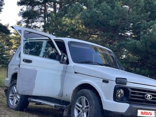 2015 Lada (ВАЗ) 2121 (4x4) I Рестайлинг, белый, 400000 рублей, вид 2