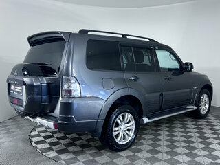 2015 Mitsubishi Pajero IV Рестайлинг 2, серый, 2140000 рублей, вид 5