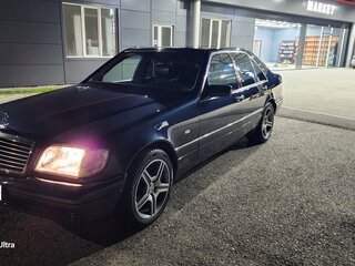 1997 Mercedes-Benz S-Класс 500 III (W140) Рестайлинг, синий, 3300000 рублей, вид 1