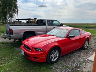 2012 Ford Mustang V Рестайлинг, красный, 3000000 рублей, вид 1