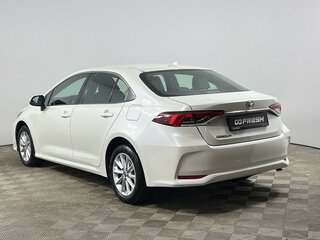 2019 Toyota Corolla XII (E210), белый, 1730000 рублей, вид 2