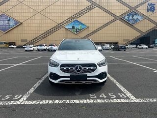 2022 Mercedes-Benz GLA 180 II (H247), белый, 1900444 рублей, вид 3
