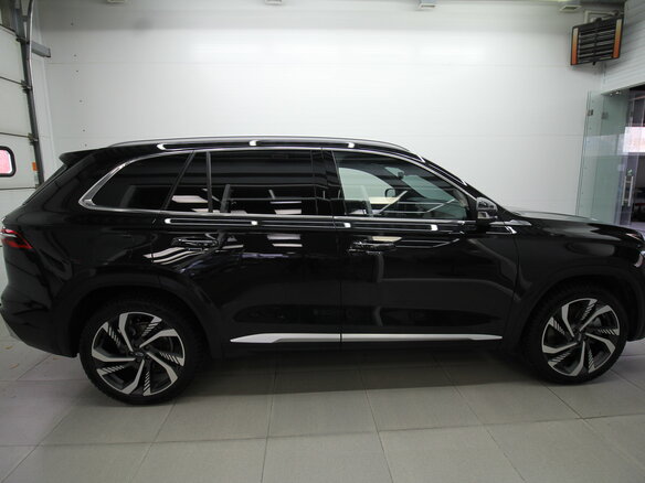 2024 Geely Monjaro I, чёрный, 3000000 рублей - вид 7