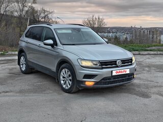 2020 Volkswagen Tiguan II, серый, 2530000 рублей, вид 2