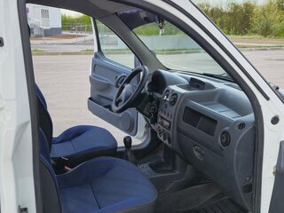 2010 Peugeot Partner I Рестайлинг, белый, 399900 рублей, вид 2