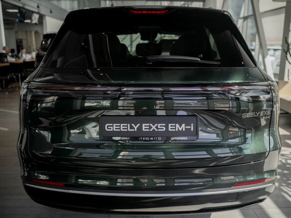 2026 Geely EX5 Гибрид EM-i, зелёный, 3969990 рублей - вид 6