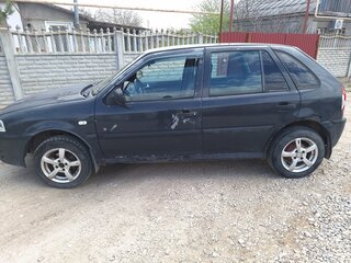 2004 Volkswagen Pointer, серый, 230000 рублей, вид 2