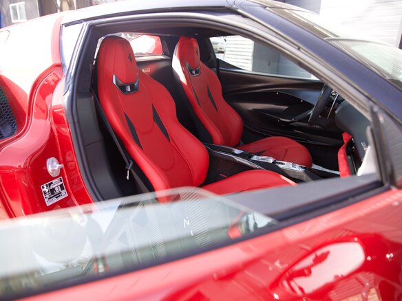 2023 Ferrari 296 GTB, красный, 34750000 рублей - вид 13