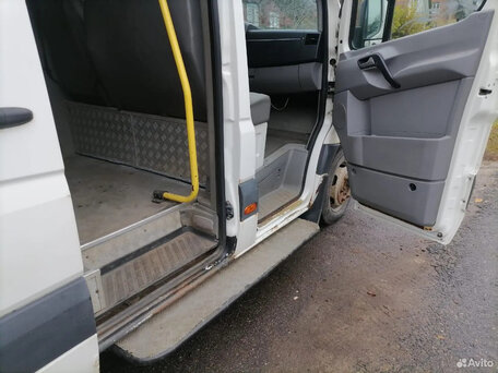 2010 Volkswagen Crafter, белый, 700000 рублей, вид 2